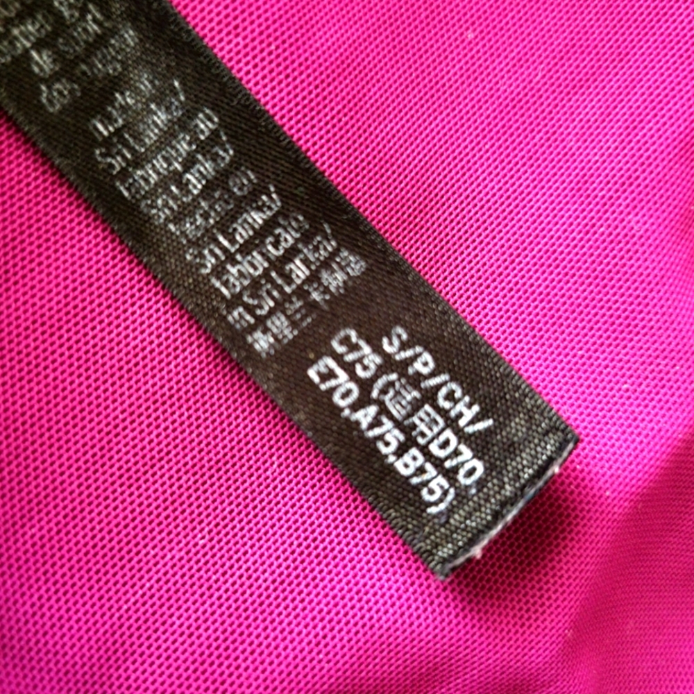 💜 Victoria's Secret Victoria Sport Sports Bra 💜 - Picture 3 of 3